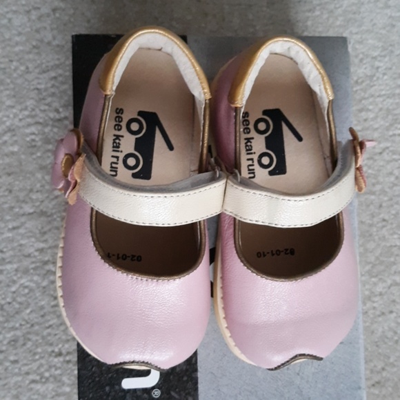 *SOLD*🆕️SEE KAI RUN pink gold bronze shoes size 6 - Picture 2 of 6